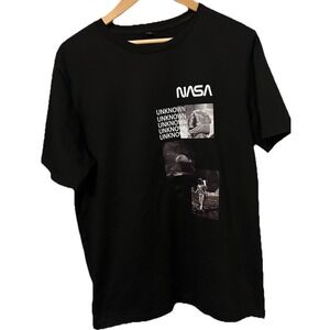 NASA Men's Medium Dare to Explore The Unknown Space Man Graphic Black T-Shirt